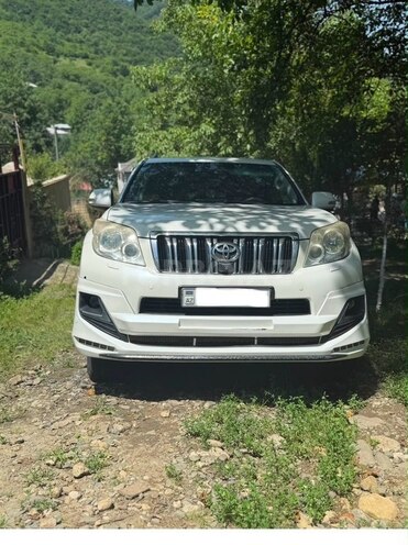 Toyota Land Cruiser Prado-3