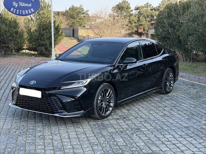 Toyota Camry-3