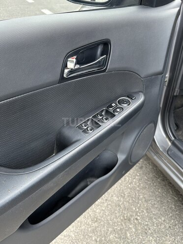 Hyundai i30-13