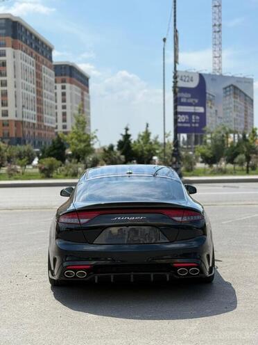 Kia Stinger-2
