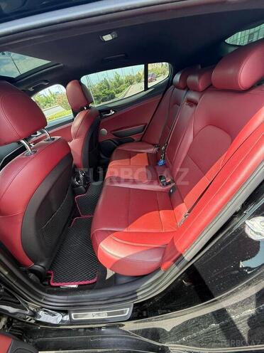 Kia Stinger-9