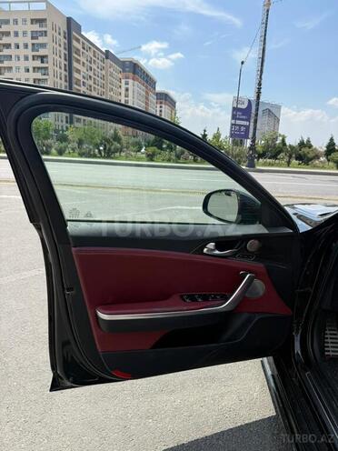 Kia Stinger-8