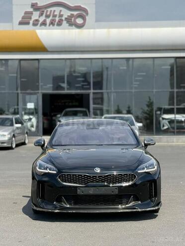 Kia Stinger-1
