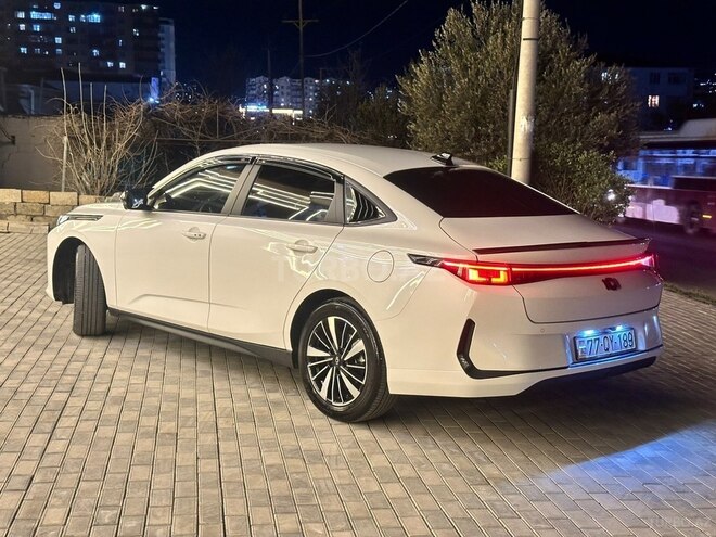 Changan Qiyuan A05-11