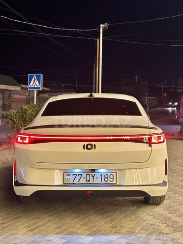 Changan Qiyuan A05-10