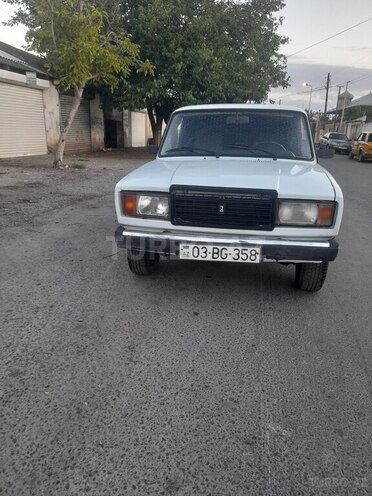 LADA (VAZ) 2107-1