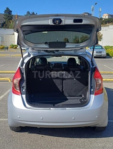 Nissan Note-2