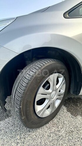 Nissan Note-6