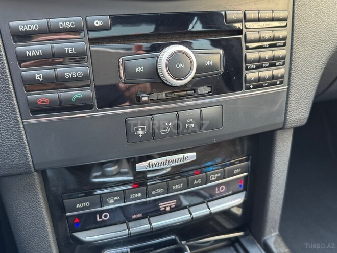 Mercedes E 250-19