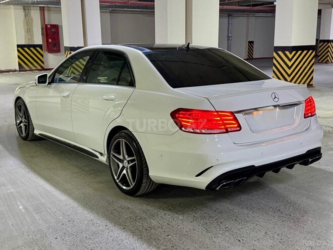 Mercedes E 250-7