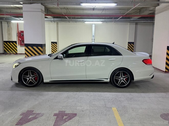 Mercedes E 250-8