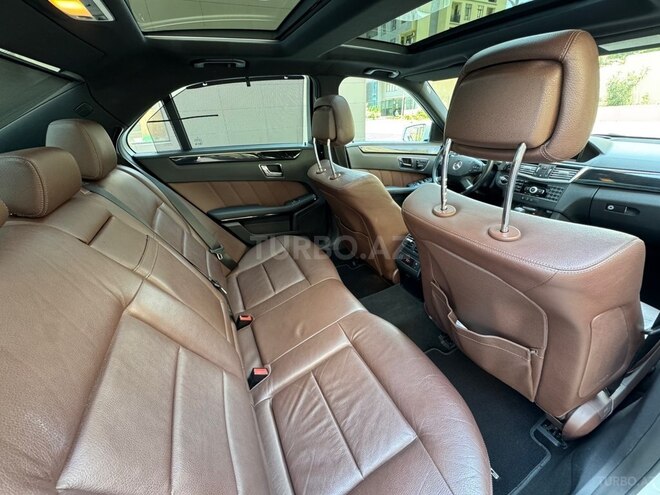 Mercedes E 250-17