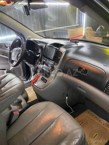 Kia Carnival-9