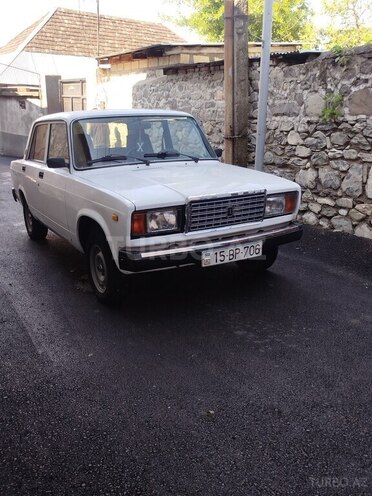 LADA (VAZ) 2107-4