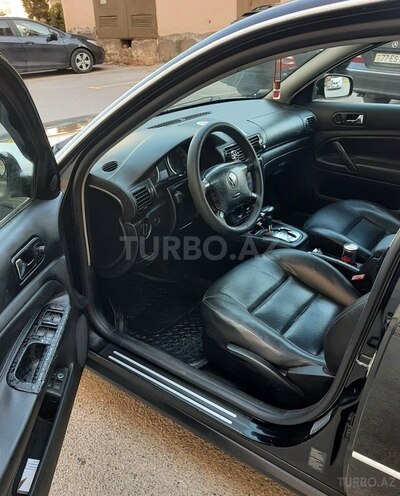 Volkswagen Passat-13