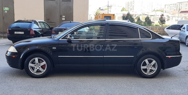 Volkswagen Passat-8