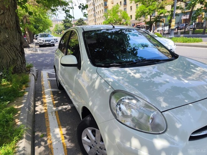 Nissan Micra-1