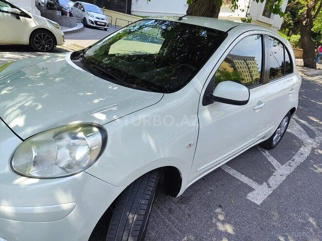 Nissan Micra-2