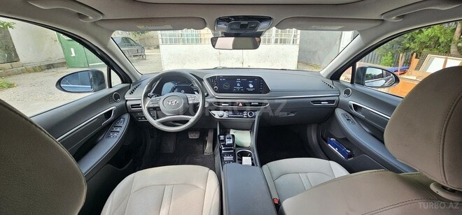 Hyundai Sonata-5