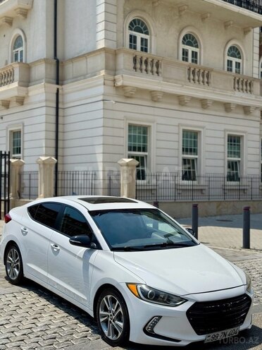 Hyundai Elantra-7