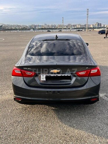 Chevrolet Malibu-8