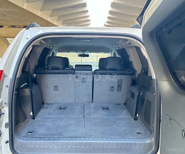 Toyota Land Cruiser Prado-16