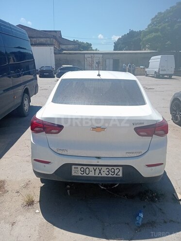 Chevrolet Onix-4