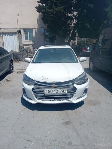 Chevrolet Onix-1