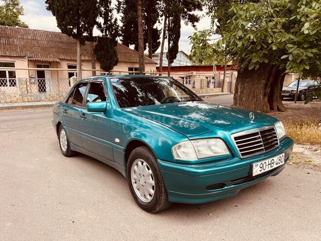 Mercedes C 200-3