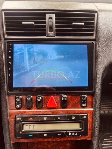 Mercedes C 200-10