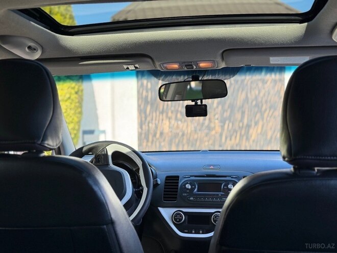 Kia Picanto-12