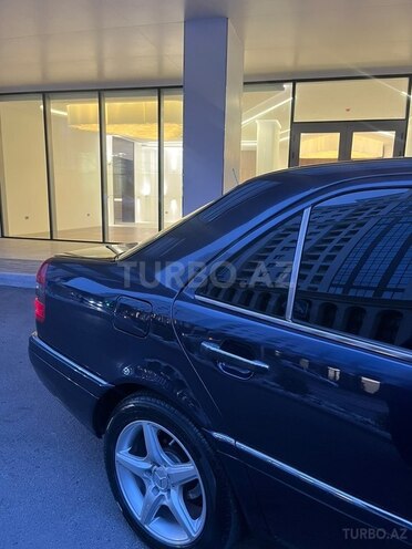 Mercedes C 220-9