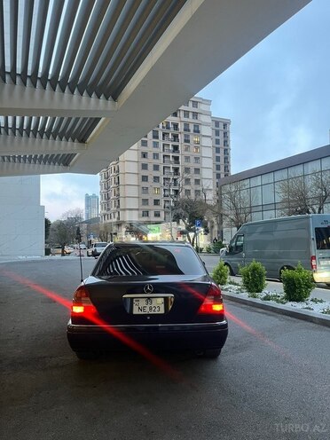 Mercedes C 220-15