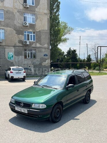 Opel Astra-1