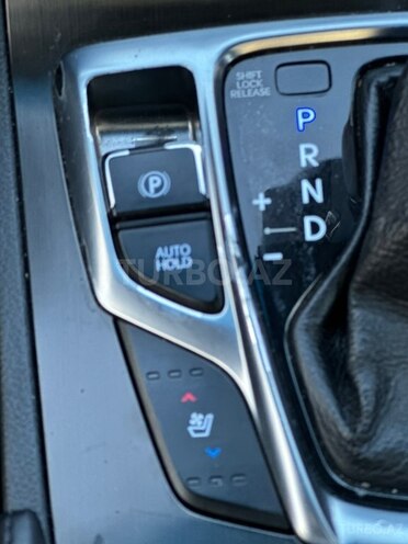 Hyundai Grandeur-13
