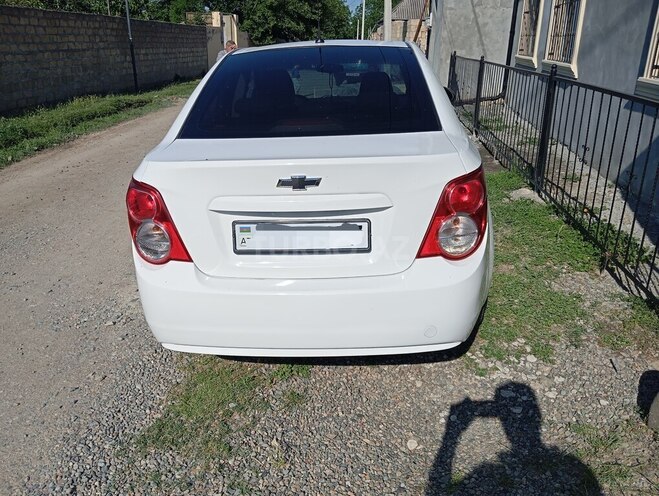 Chevrolet Aveo-9