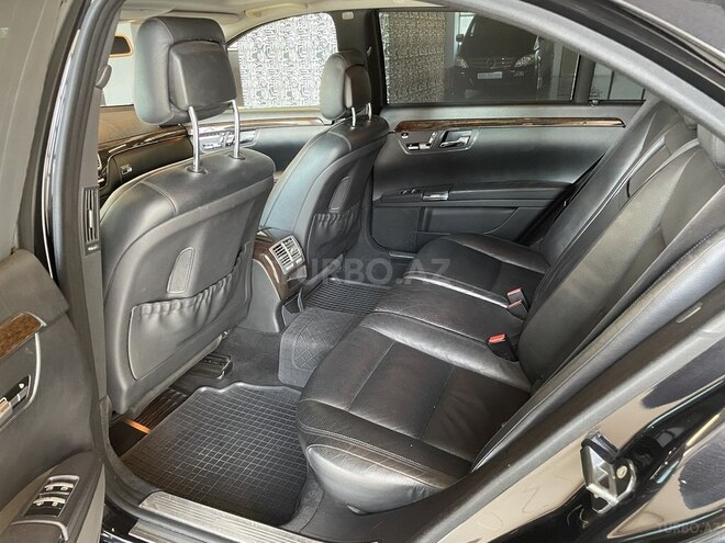 Mercedes S 350-11