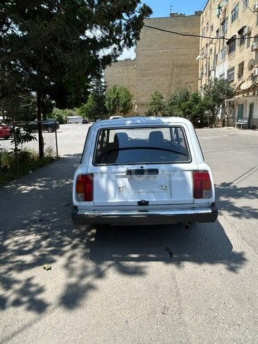 LADA (VAZ) 2104-2