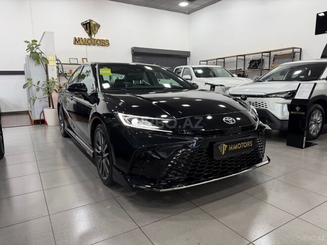 Toyota Camry-1