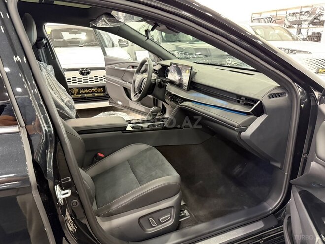 Toyota Camry-18