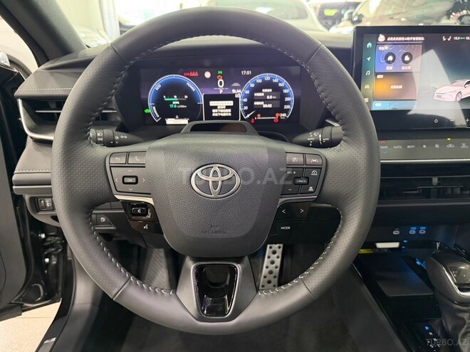 Toyota Camry-16