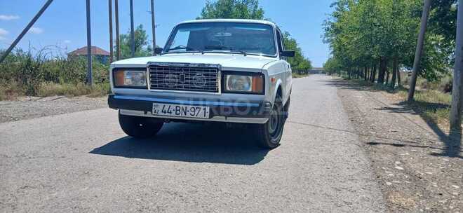 LADA (VAZ) 2107-1
