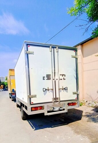 Ford Transit-5