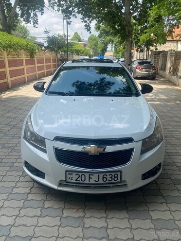 Chevrolet Cruze-1
