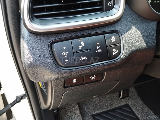 Kia Sorento-18