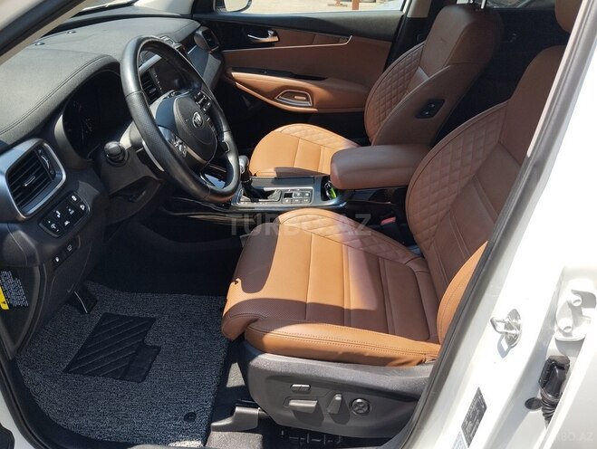Kia Sorento-17
