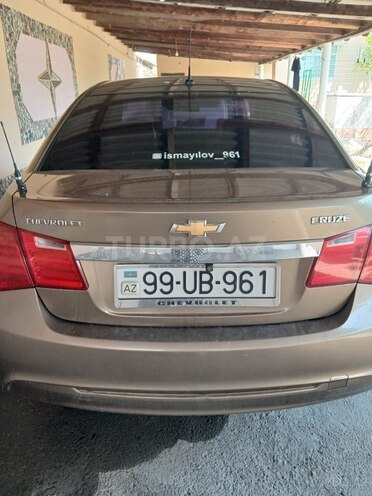 Chevrolet Cruze-8