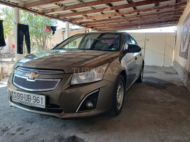 Chevrolet Cruze-11