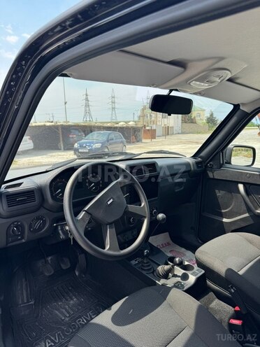 LADA (VAZ) Niva-3