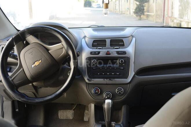 Chevrolet Cobalt-6